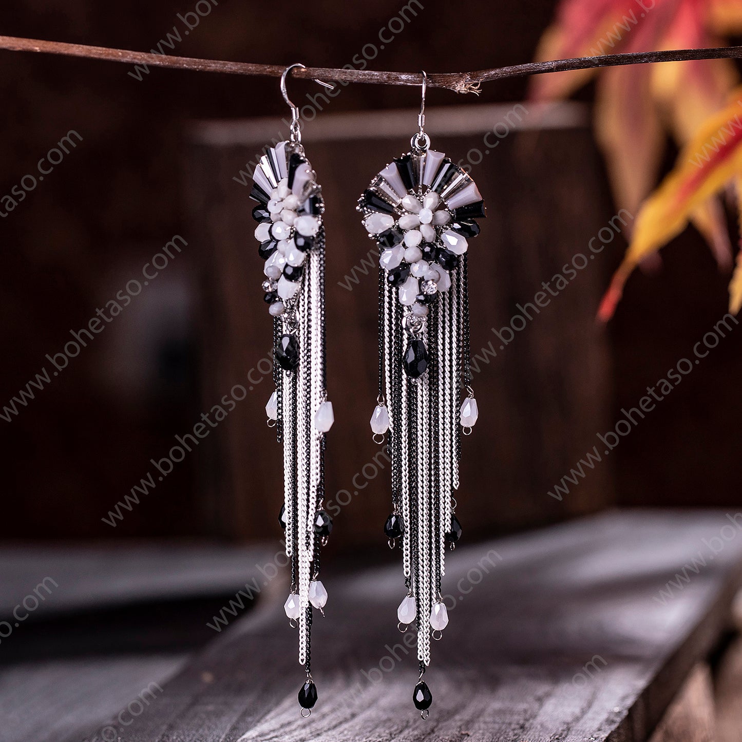 Bohemian style handmade metal tassel earrings for women's outings, gatherings, exquisite niche earrings