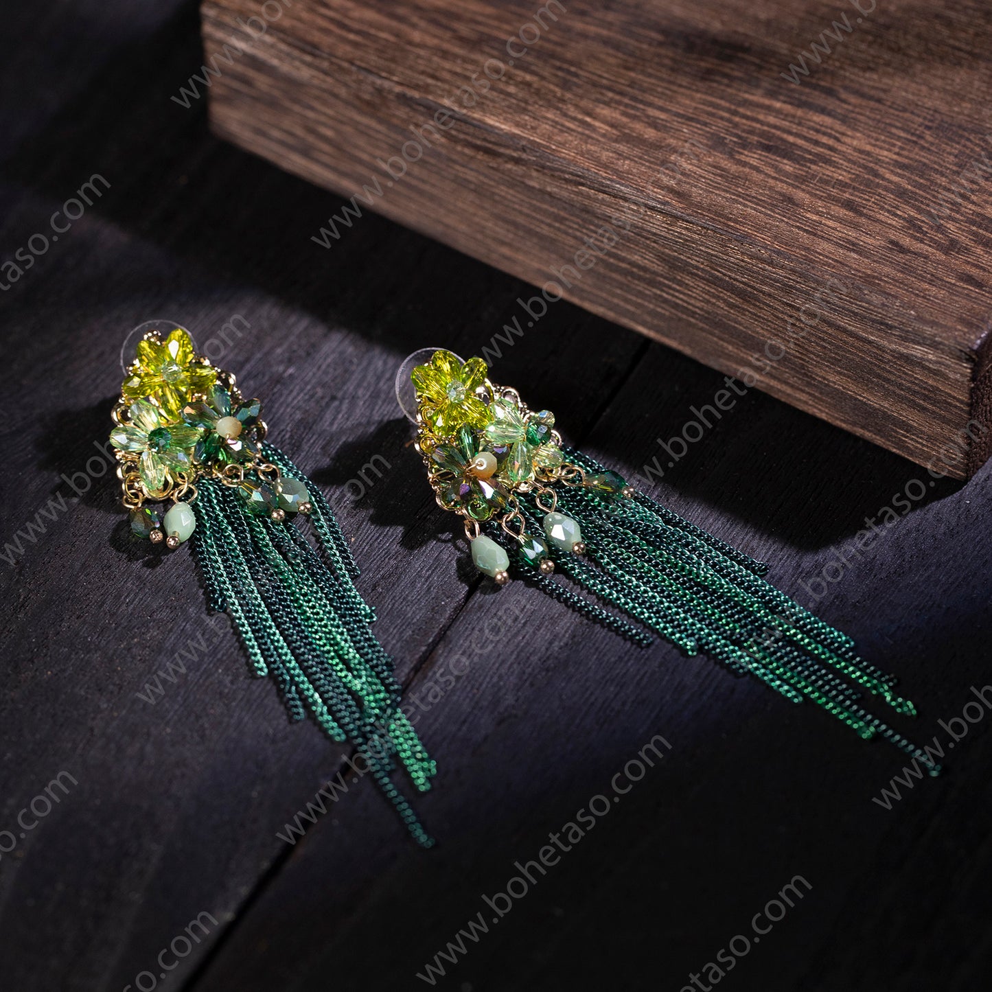 Bohemian style metal tassel earrings for women's outings, travel gatherings, exquisite niche earrings