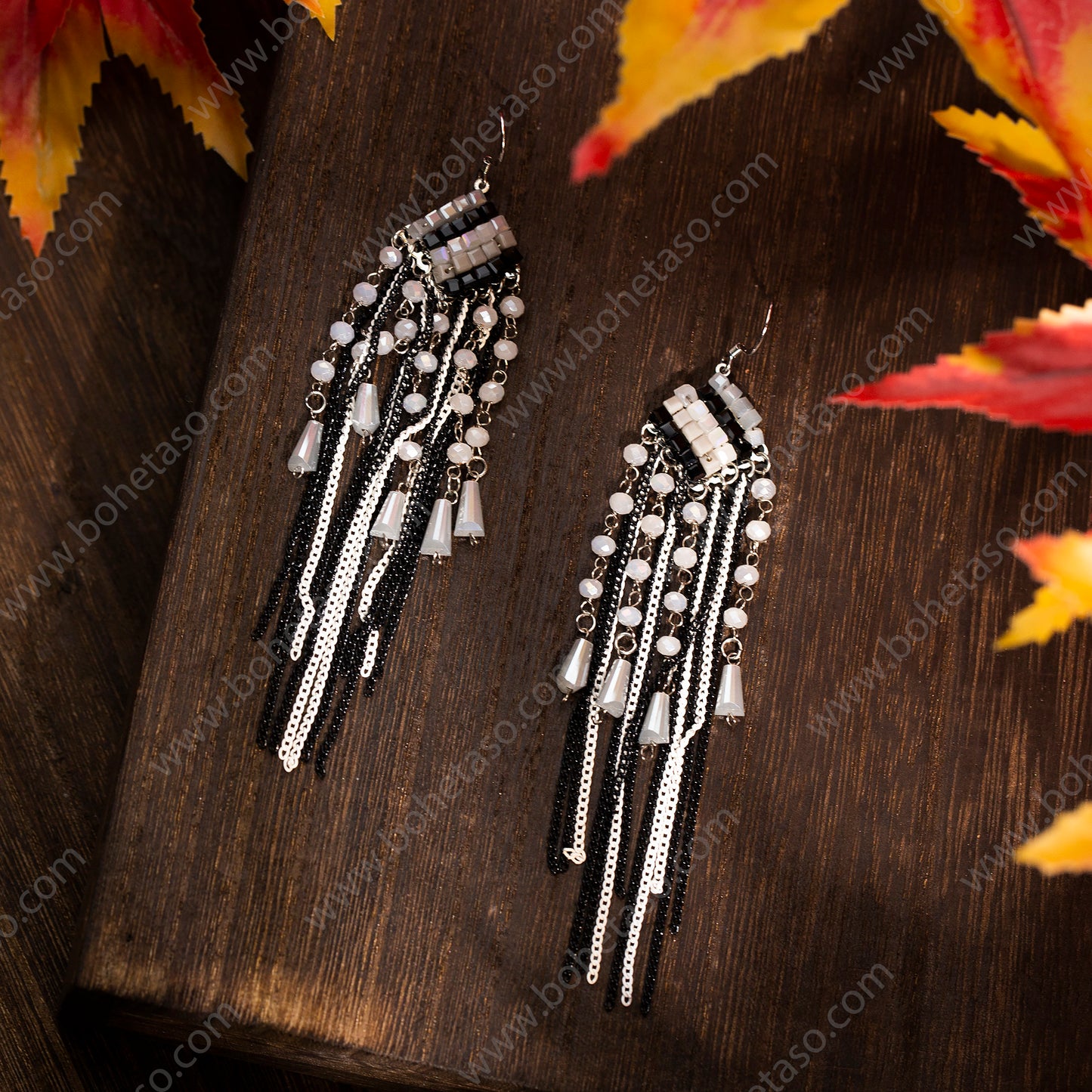 Bohemian style handmade metal tassel earrings for women's outings, gatherings, exquisite niche earrings
