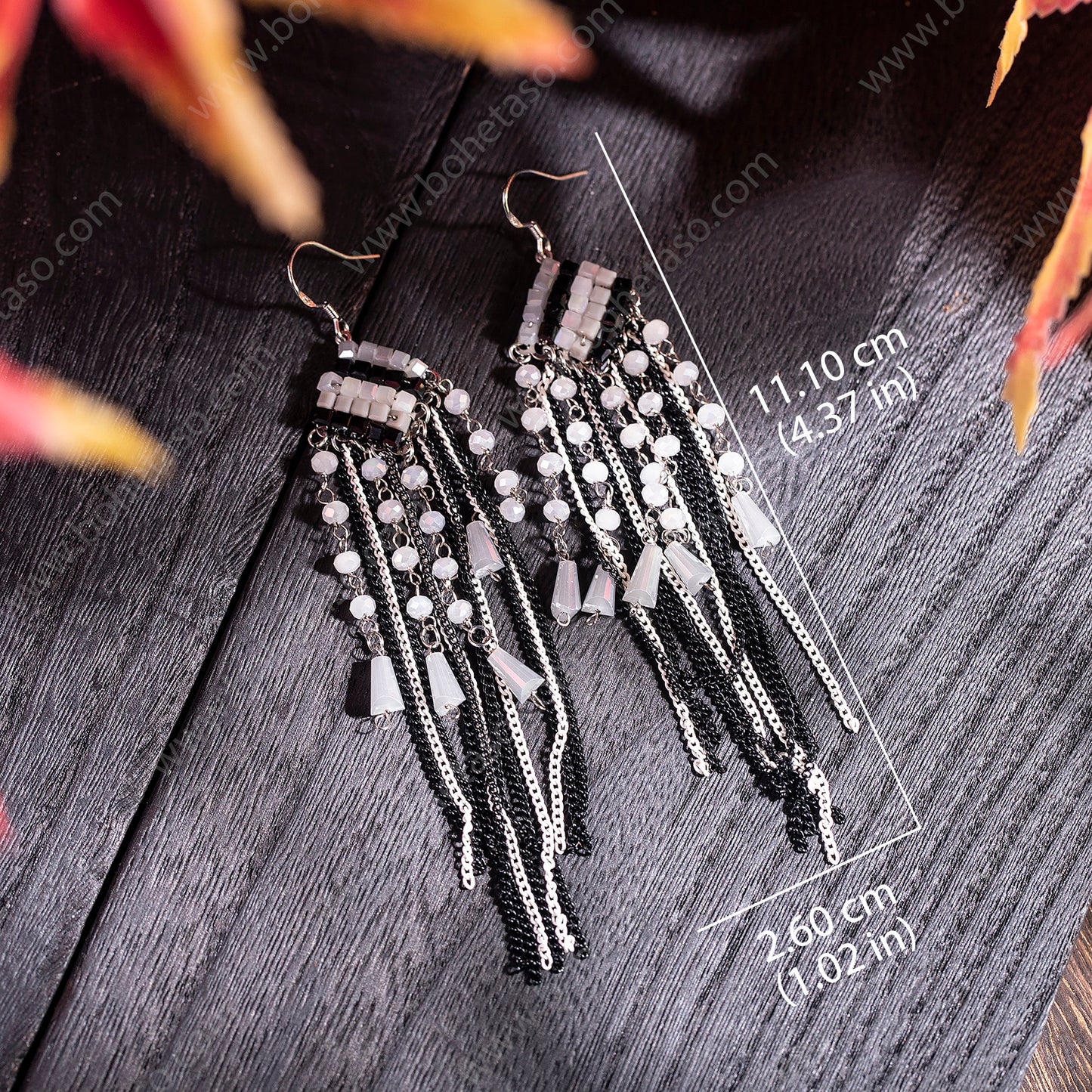 Bohemian style handmade metal tassel earrings for women's outings, gatherings, exquisite niche earrings