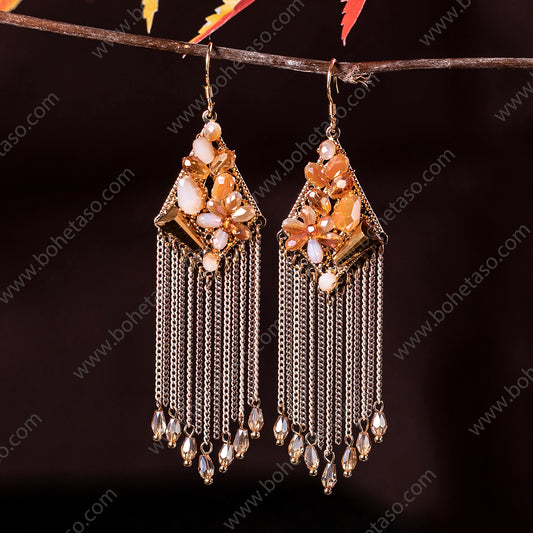 Bohemian style handmade metal tassel earrings for women's outings, gatherings, exquisite niche earrings