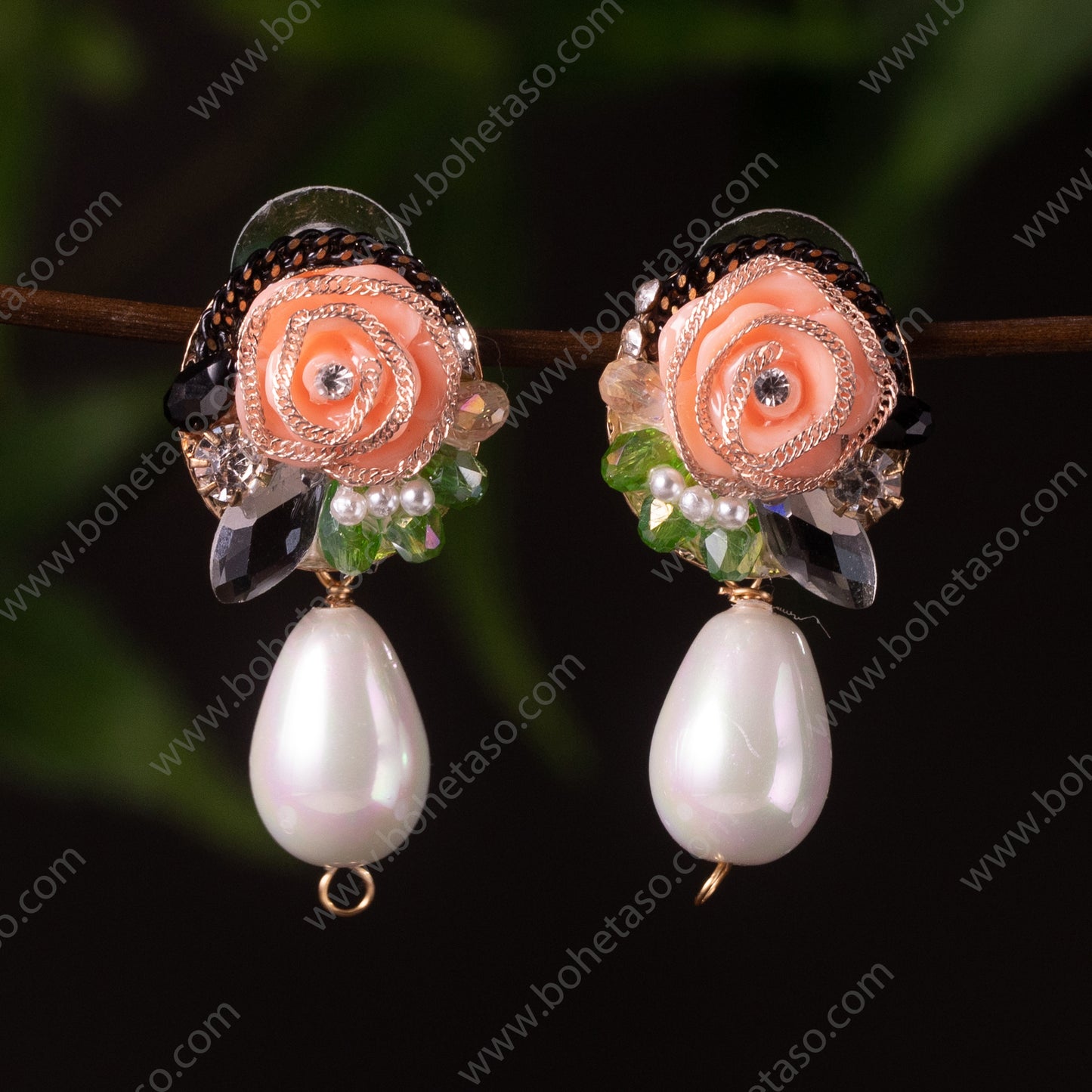 Handmade earrings in Bohemian style Earrings for traveling commuting to work