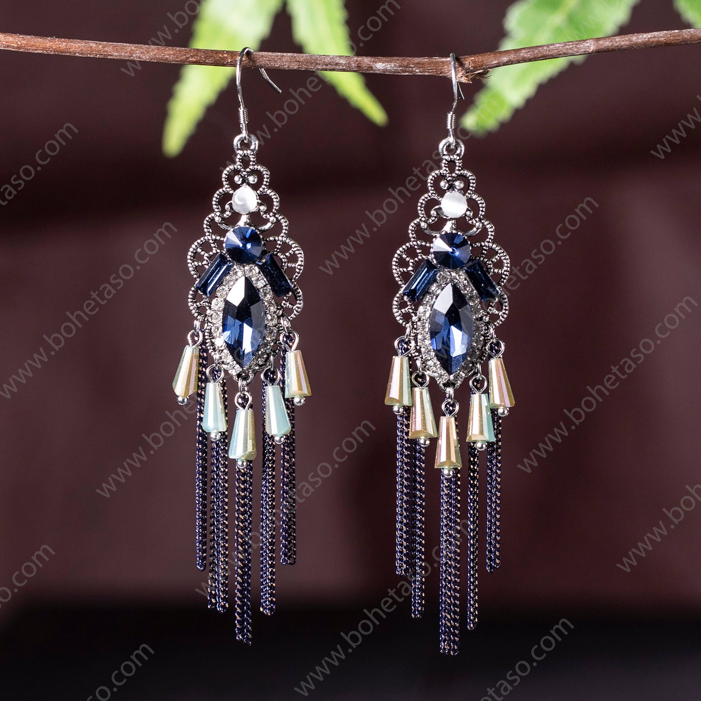 Bohemian style handmade metal tassel earrings for women's outings, gatherings, exquisite niche earrings