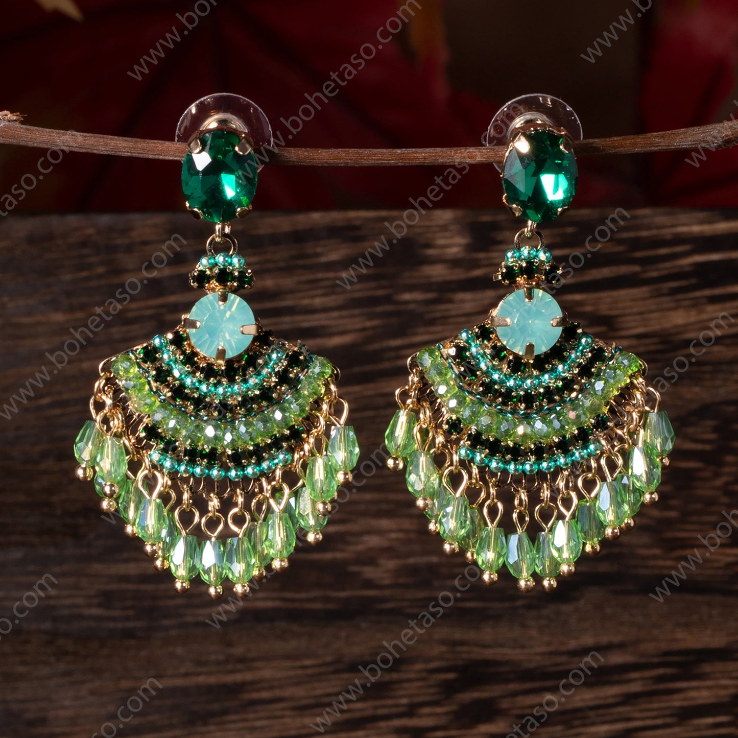 Bohemian ethnic style metal earrings for women's travel, jewelry, travel, gift giving, exquisite design, and sensory earrings