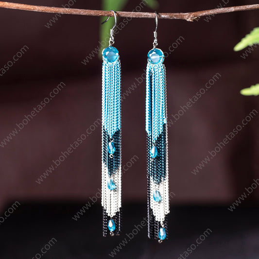 Bohemian style handmade metal tassel earrings for women's outings, gatherings, exquisite niche earrings