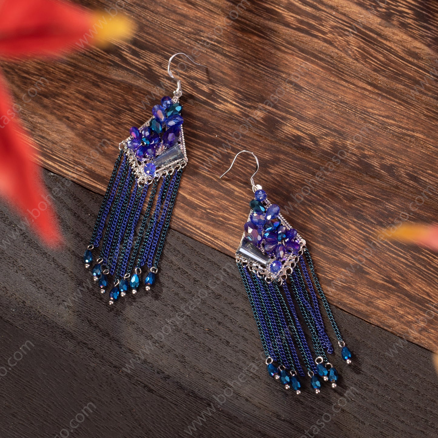 Bohemian style handmade metal tassel earrings for women's outings, gatherings, exquisite niche earrings