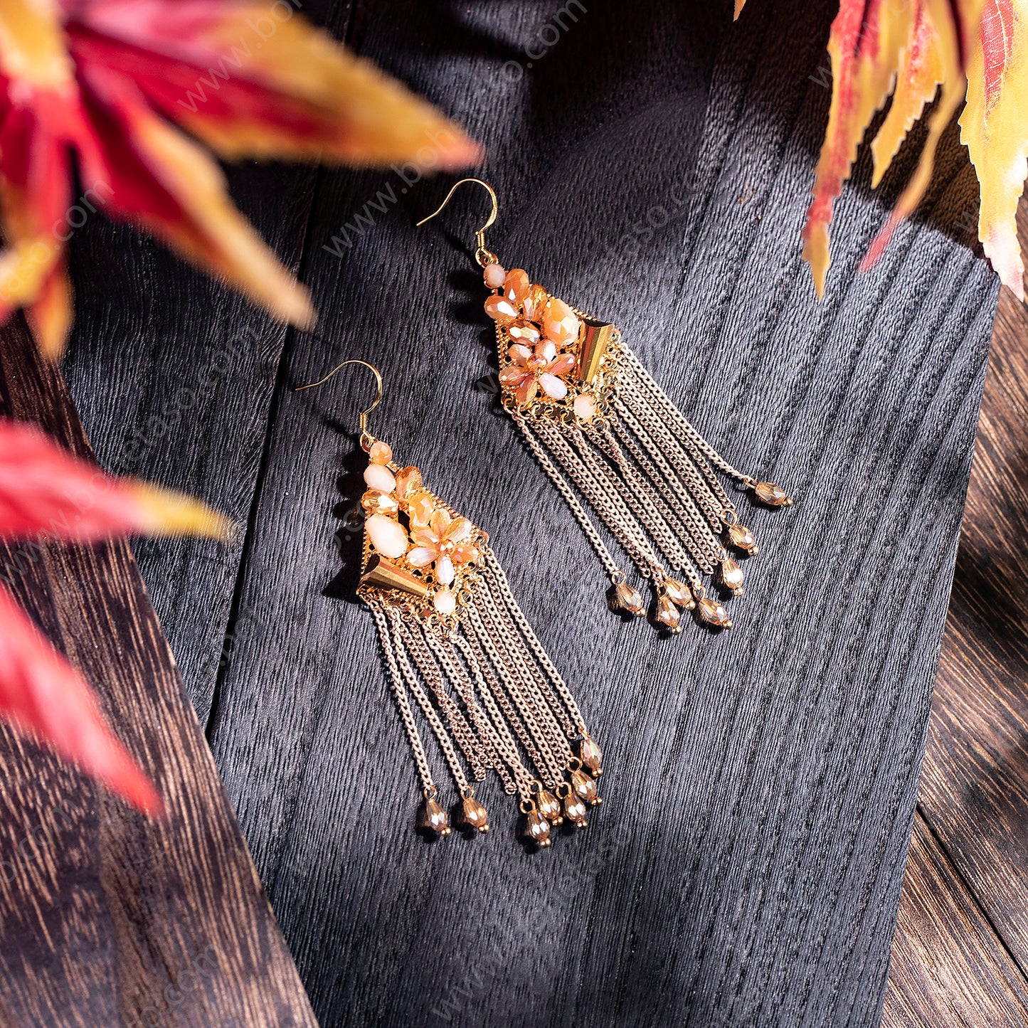 Bohemian style handmade metal tassel earrings for women's outings, gatherings, exquisite niche earrings